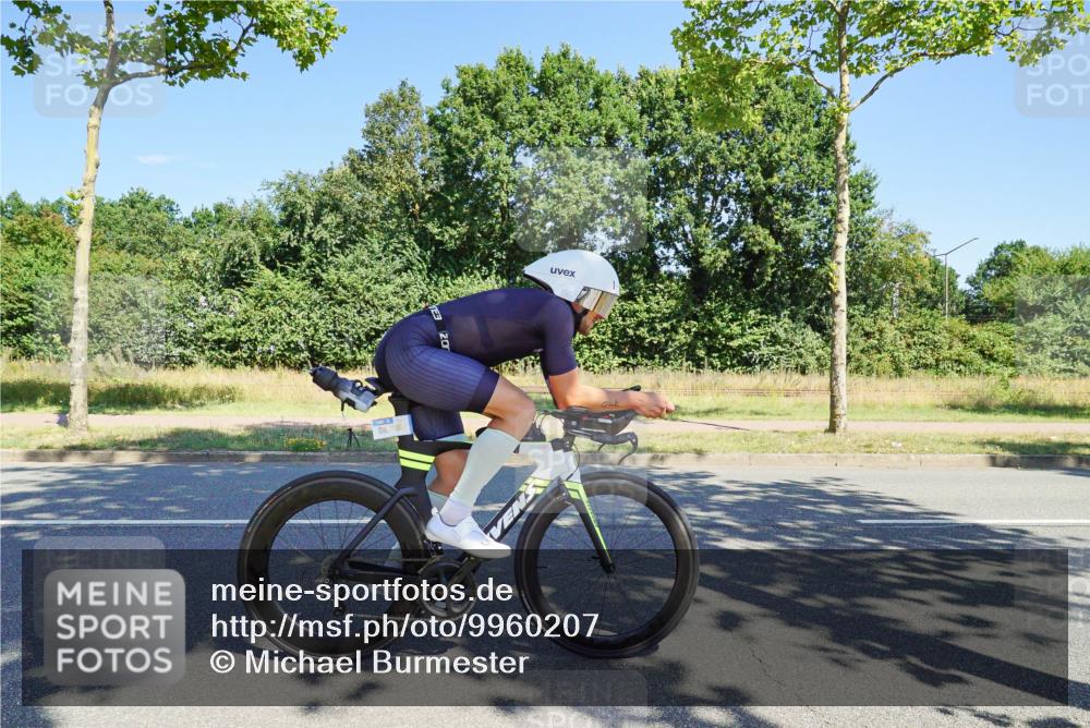 09.08.2026 - GEWOBA Citytriathlon Bremen Michael Burmester http://msf.ph/oto/9960207 09.08.2026 12:41:28 Radfahren 548, 602, 702, 711, 740, 767, 915, 933, 982, 1020, 1159 meine-sportfotos.de