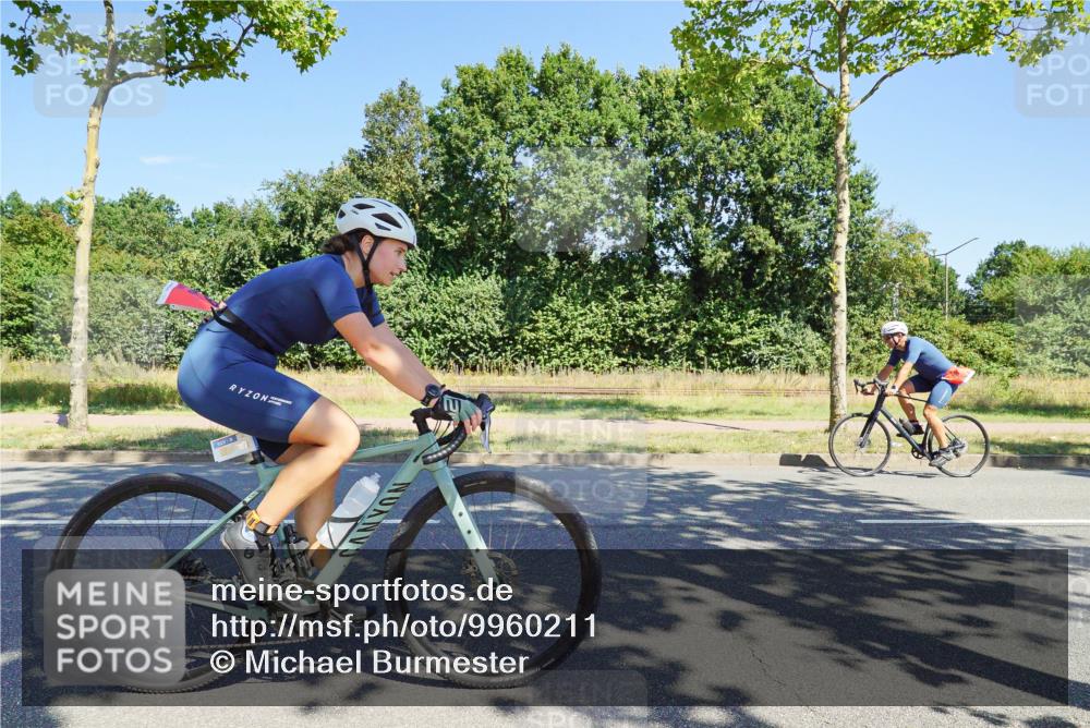 09.08.2026 - GEWOBA Citytriathlon Bremen Michael Burmester http://msf.ph/oto/9960211 09.08.2026 12:41:33 Radfahren 548, 602, 702, 711, 740, 766, 767, 915, 933, 940, 982, 1020, 1121, 1159 meine-sportfotos.de