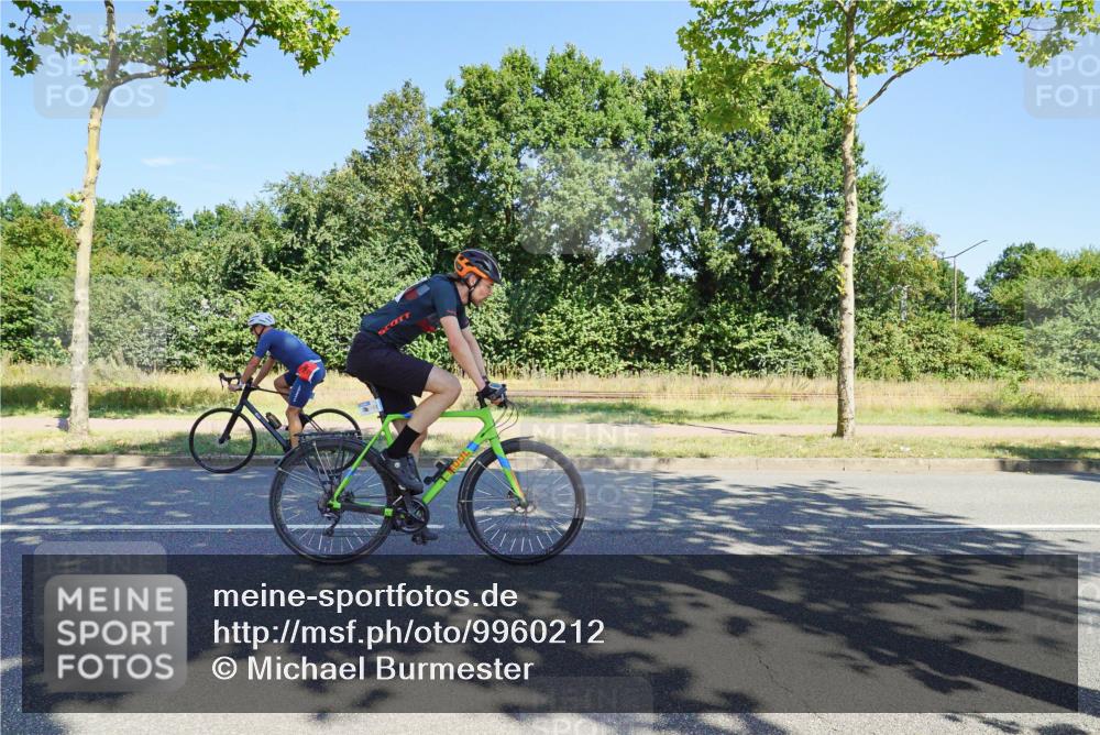09.08.2026 - GEWOBA Citytriathlon Bremen Michael Burmester http://msf.ph/oto/9960212 09.08.2026 12:41:34 Radfahren 548, 602, 702, 711, 740, 766, 767, 873, 915, 933, 940, 982, 1020, 1121, 1159 meine-sportfotos.de