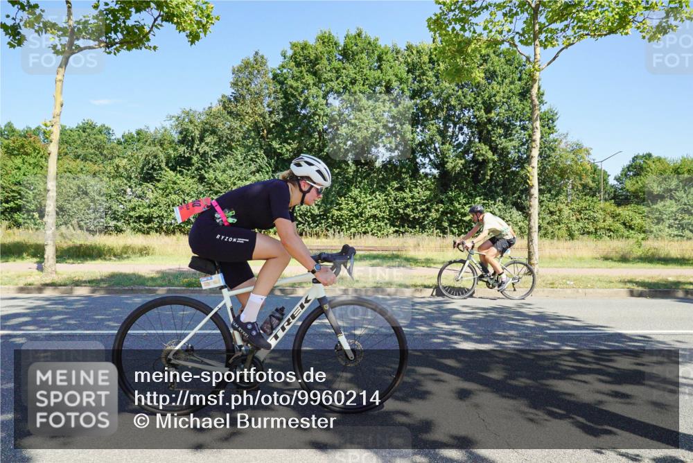 09.08.2026 - GEWOBA Citytriathlon Bremen Michael Burmester http://msf.ph/oto/9960214 09.08.2026 12:41:37 Radfahren 548, 602, 711, 731, 740, 766, 767, 873, 915, 933, 940, 1020, 1121, 1159 meine-sportfotos.de