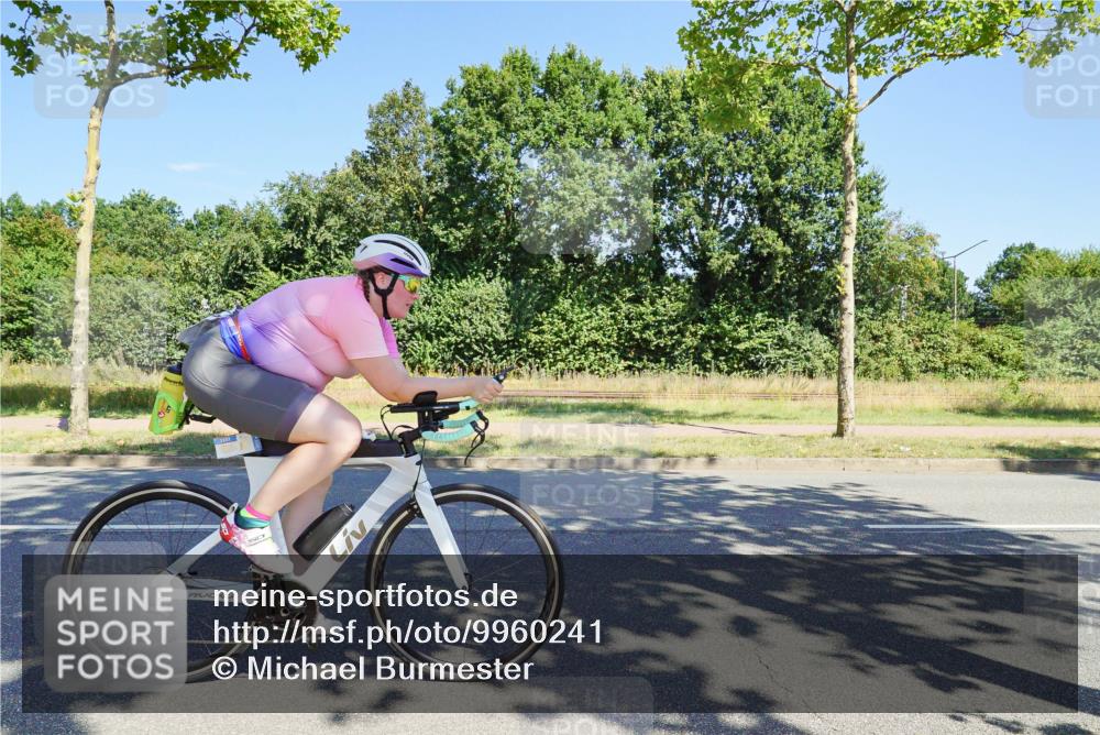 09.08.2026 - GEWOBA Citytriathlon Bremen Michael Burmester http://msf.ph/oto/9960241 09.08.2026 12:42:17 Radfahren 635, 753, 782, 1102, 1153 meine-sportfotos.de