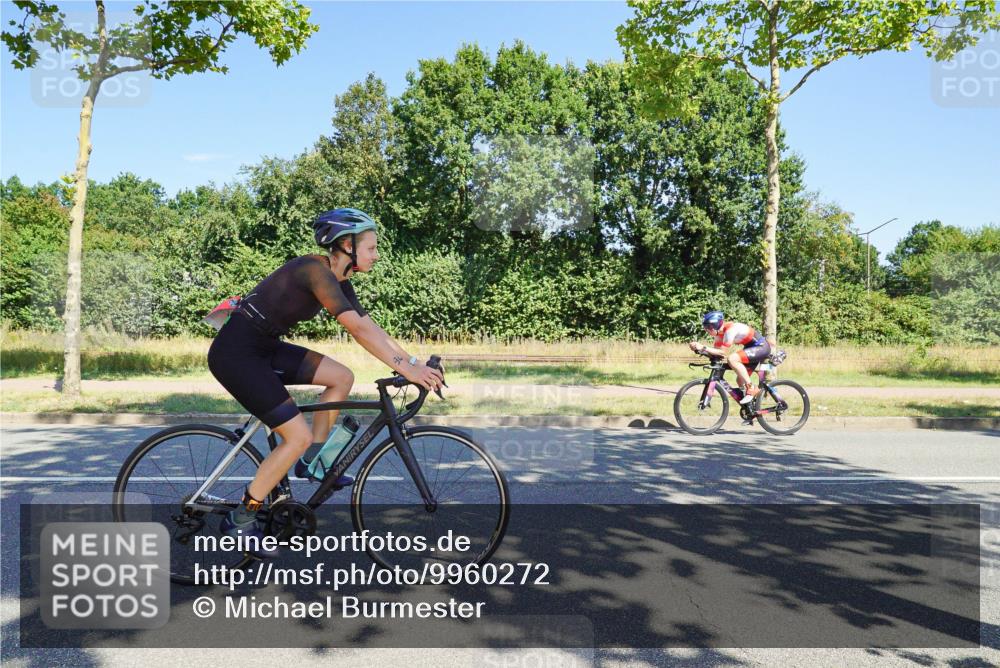 09.08.2026 - GEWOBA Citytriathlon Bremen Michael Burmester http://msf.ph/oto/9960272 09.08.2026 12:43:12 Radfahren 543, 558, 588, 649, 674, 859, 887, 945, 991, 996, 1010 meine-sportfotos.de