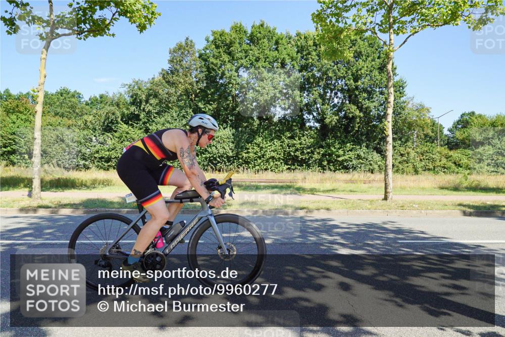 09.08.2026 - GEWOBA Citytriathlon Bremen Michael Burmester http://msf.ph/oto/9960277 09.08.2026 12:43:18 Radfahren 546, 558, 621, 674, 700, 732, 859, 887, 898, 944, 945, 989, 991, 996, 1105, 1108 meine-sportfotos.de