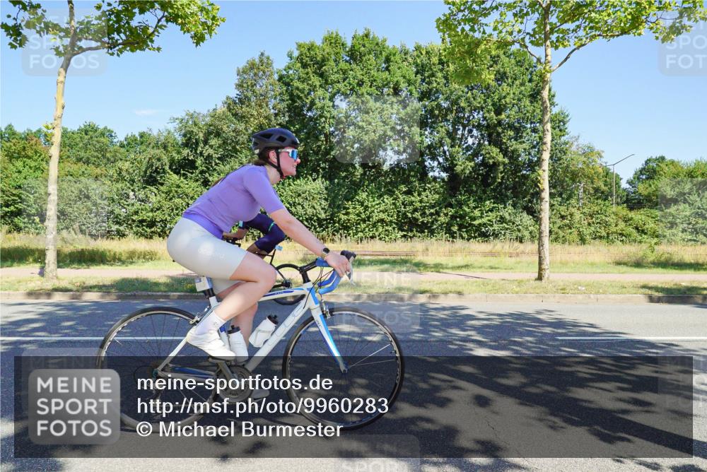 09.08.2026 - GEWOBA Citytriathlon Bremen Michael Burmester http://msf.ph/oto/9960283 09.08.2026 12:43:24 Radfahren 546, 558, 621, 643, 674, 700, 732, 859, 887, 898, 944, 945, 989, 991, 996, 1105, 1108, 1148 meine-sportfotos.de