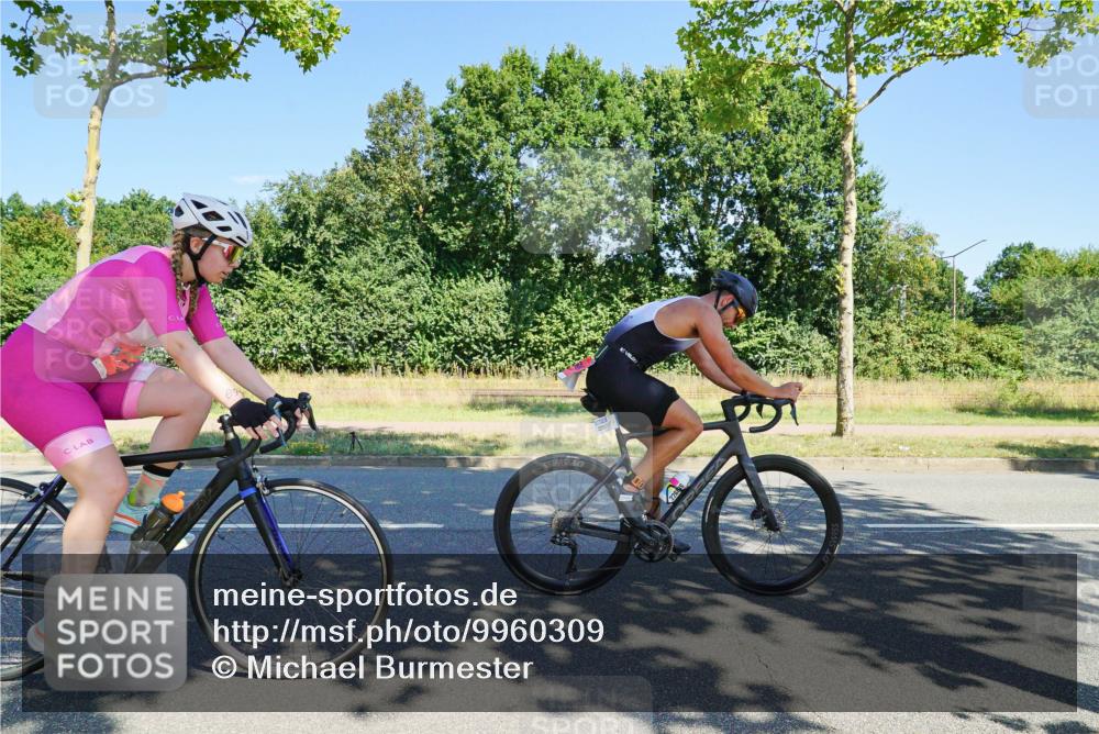09.08.2026 - GEWOBA Citytriathlon Bremen Michael Burmester http://msf.ph/oto/9960309 09.08.2026 12:44:05 Radfahren 614, 660, 661, 891, 951, 974 meine-sportfotos.de