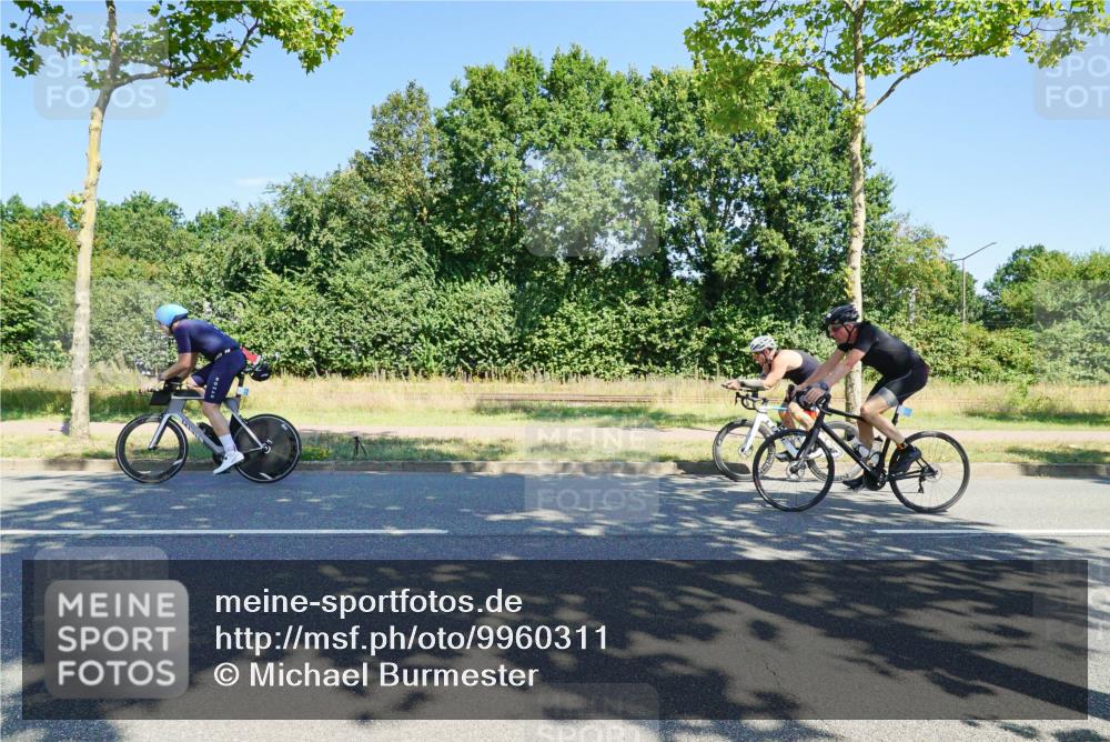 09.08.2026 - GEWOBA Citytriathlon Bremen Michael Burmester http://msf.ph/oto/9960311 09.08.2026 12:44:09 Radfahren 614, 660, 661, 714, 891, 951, 957, 974 meine-sportfotos.de