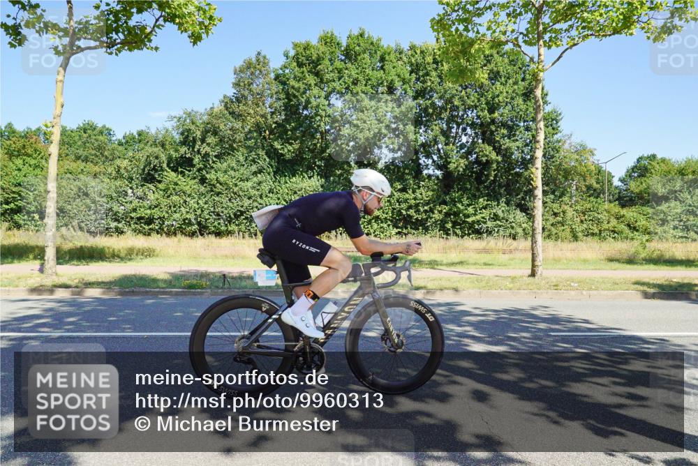 09.08.2026 - GEWOBA Citytriathlon Bremen Michael Burmester http://msf.ph/oto/9960313 09.08.2026 12:44:10 Radfahren 614, 660, 661, 714, 891, 951, 957, 974 meine-sportfotos.de