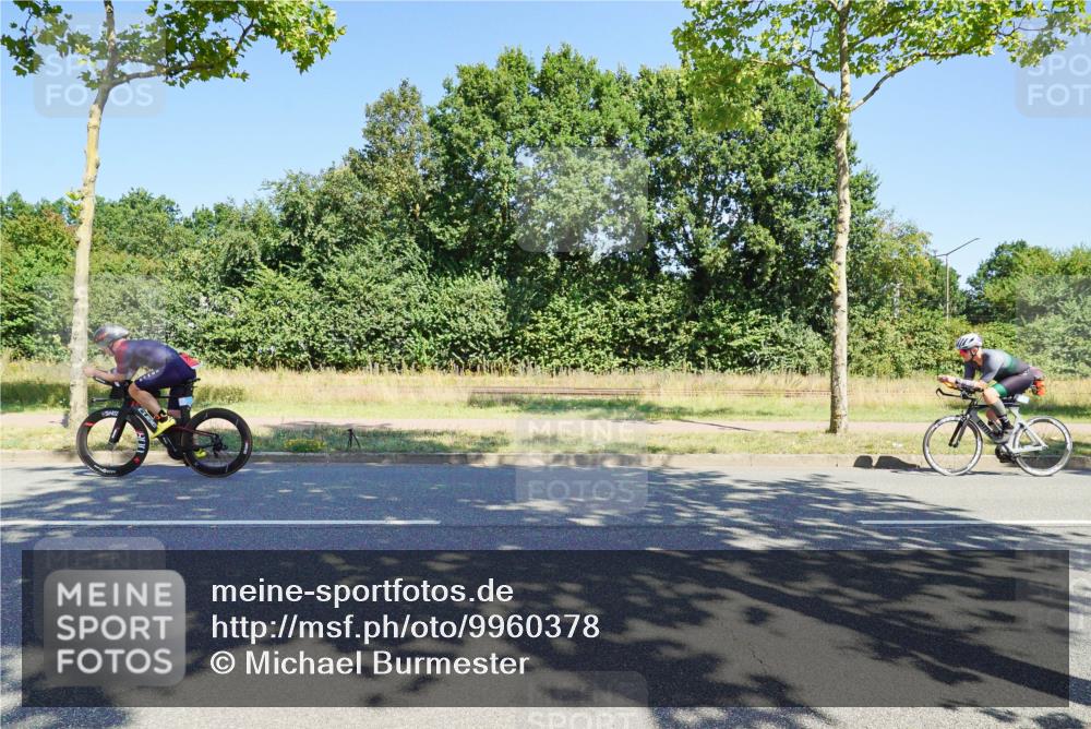 09.08.2026 - GEWOBA Citytriathlon Bremen Michael Burmester http://msf.ph/oto/9960378 09.08.2026 12:45:22 Radfahren 549, 551, 585, 597, 610, 676, 738, 764, 828, 878, 997, 1001, 1128, 1157 meine-sportfotos.de