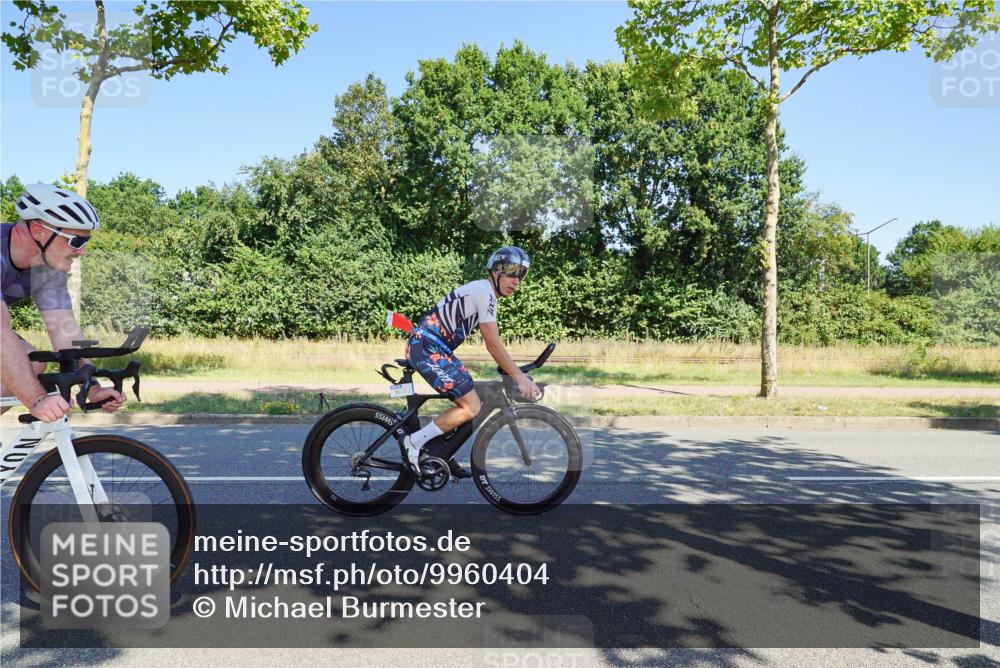 09.08.2026 - GEWOBA Citytriathlon Bremen Michael Burmester http://msf.ph/oto/9960404 09.08.2026 12:45:59 Radfahren 630, 632, 691, 698, 703, 723, 775, 791, 856, 881, 899, 908, 913, 962, 1007, 1011 meine-sportfotos.de