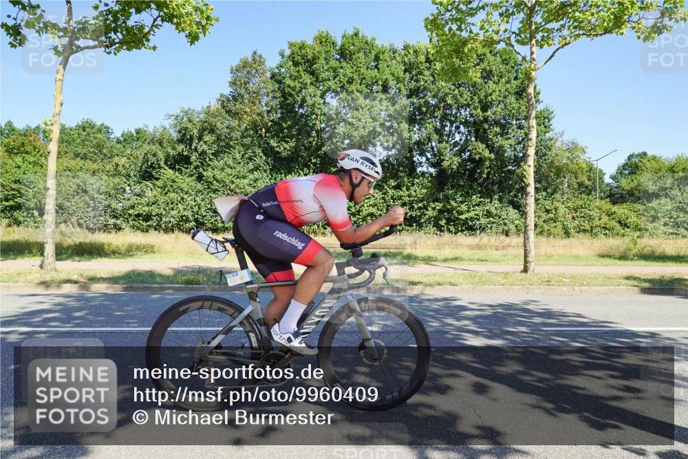 09.08.2026 - GEWOBA Citytriathlon Bremen Michael Burmester http://msf.ph/oto/9960409 09.08.2026 12:46:08 Radfahren 698, 703, 746, 775, 899, 913, 917, 1002 meine-sportfotos.de