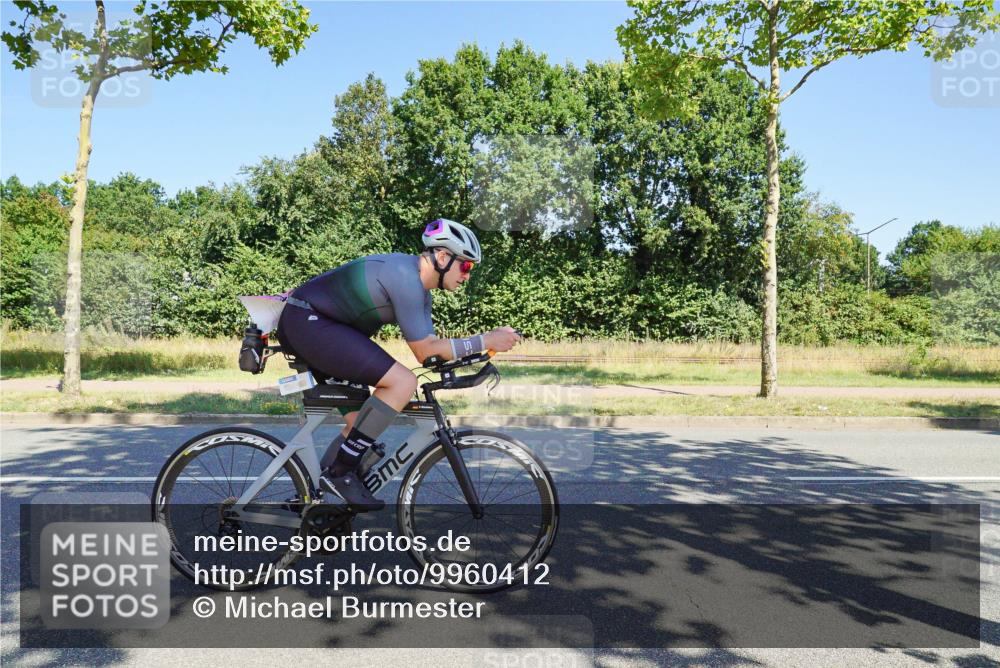 09.08.2026 - GEWOBA Citytriathlon Bremen Michael Burmester http://msf.ph/oto/9960412 09.08.2026 12:46:13 Radfahren 698, 746, 775, 899, 917, 1002 meine-sportfotos.de