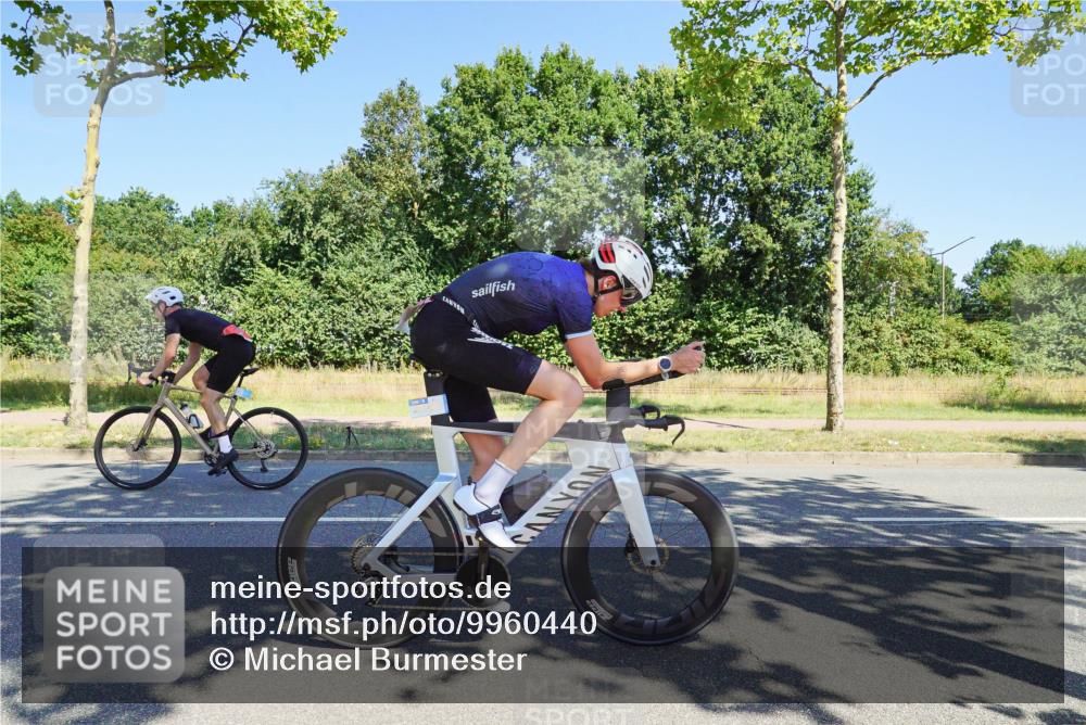 09.08.2026 - GEWOBA Citytriathlon Bremen Michael Burmester http://msf.ph/oto/9960440 09.08.2026 12:47:00 Radfahren 112, 580, 591, 616, 692, 697 meine-sportfotos.de