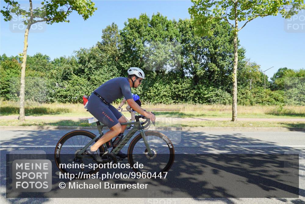 09.08.2026 - GEWOBA Citytriathlon Bremen Michael Burmester http://msf.ph/oto/9960447 09.08.2026 12:47:18 Radfahren 540, 554, 646, 721, 793, 825, 969 meine-sportfotos.de