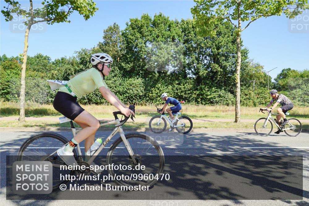 09.08.2026 - GEWOBA Citytriathlon Bremen Michael Burmester http://msf.ph/oto/9960470 09.08.2026 12:47:53 Radfahren 618, 642, 719, 735, 904, 1103 meine-sportfotos.de