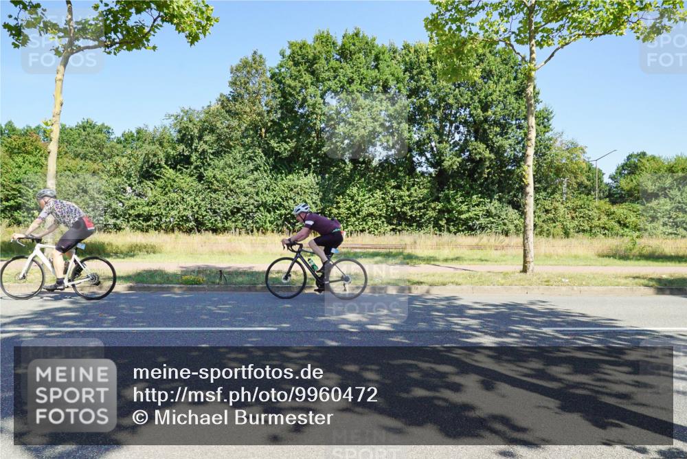 09.08.2026 - GEWOBA Citytriathlon Bremen Michael Burmester http://msf.ph/oto/9960472 09.08.2026 12:47:54 Radfahren 618, 719, 735, 883, 904, 1103 meine-sportfotos.de