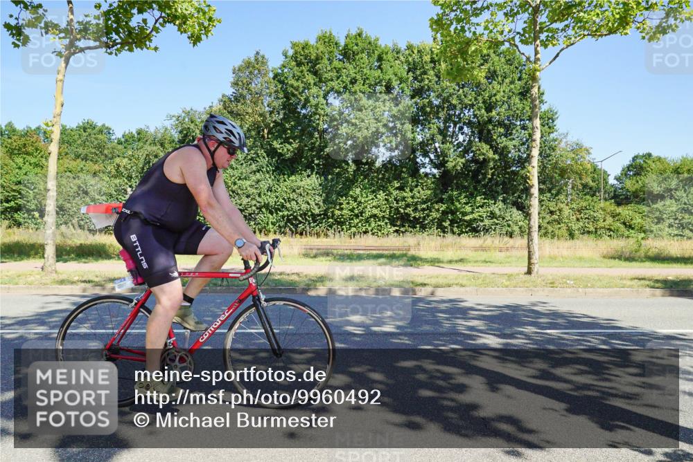 09.08.2026 - GEWOBA Citytriathlon Bremen Michael Burmester http://msf.ph/oto/9960492 09.08.2026 12:48:26 Radfahren 547, 605, 613, 677, 769, 822 meine-sportfotos.de