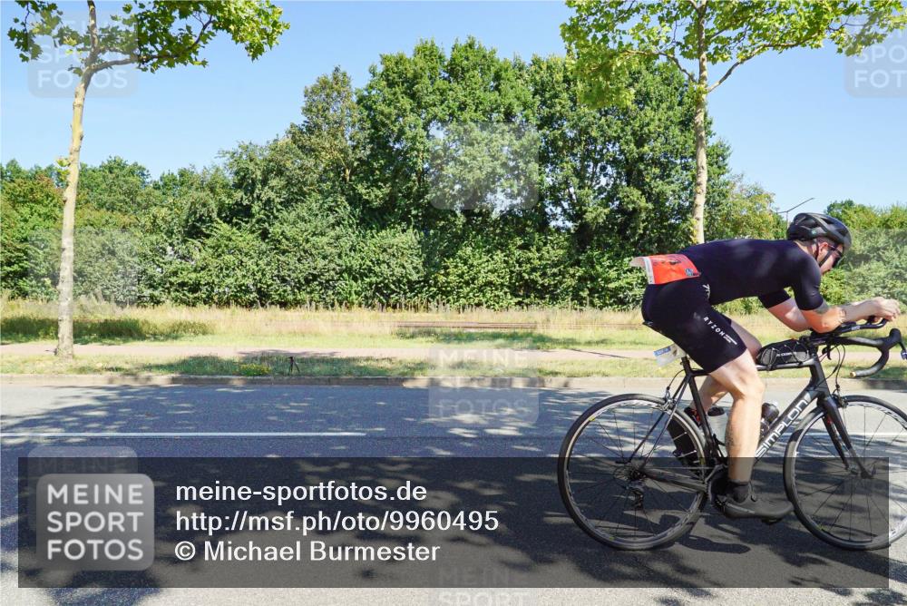 09.08.2026 - GEWOBA Citytriathlon Bremen Michael Burmester http://msf.ph/oto/9960495 09.08.2026 12:48:32 Radfahren 544, 561, 605, 613, 645, 677, 769, 795, 822 meine-sportfotos.de