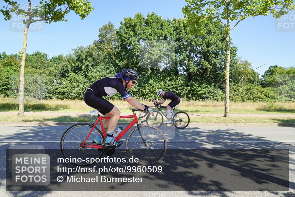 09.08.2026 - GEWOBA Citytriathlon Bremen Michael Burmester http://msf.ph/oto/9960509 09.08.2026 12:48:52 Radfahren 544, 592, 641, 685, 824, 882, 959, 1149 meine-sportfotos.de