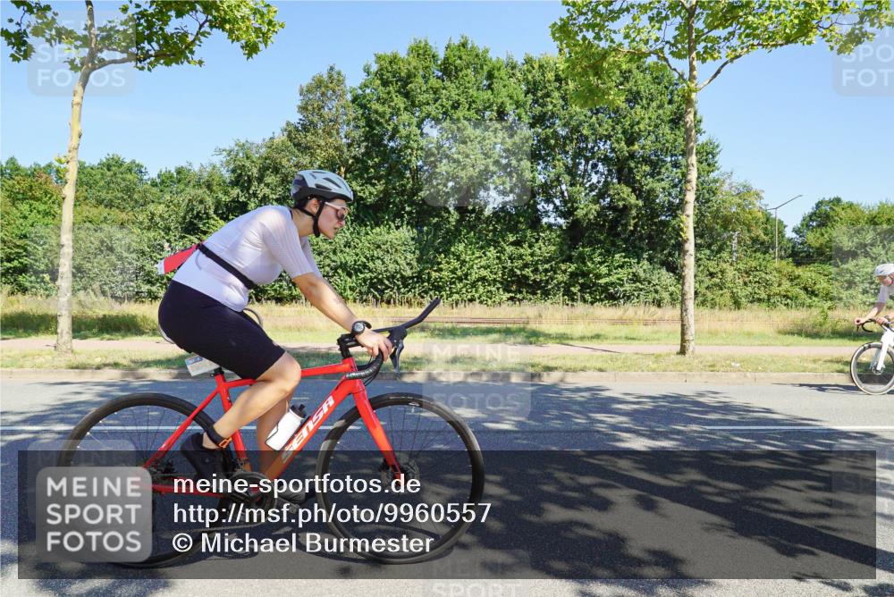 09.08.2026 - GEWOBA Citytriathlon Bremen Michael Burmester http://msf.ph/oto/9960557 09.08.2026 12:50:00 Radfahren 557, 590, 686, 773, 777, 784, 875, 946, 967, 1008 meine-sportfotos.de
