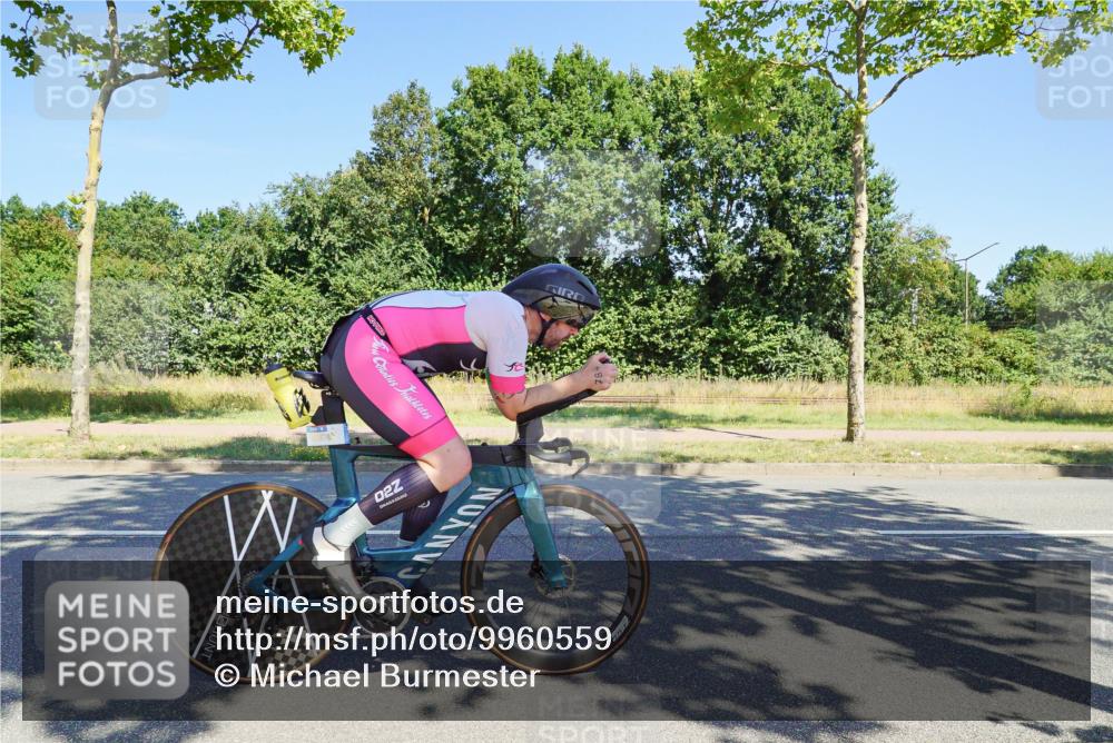 09.08.2026 - GEWOBA Citytriathlon Bremen Michael Burmester http://msf.ph/oto/9960559 09.08.2026 12:50:02 Radfahren 557, 590, 686, 773, 777, 784, 875, 946, 967, 1008 meine-sportfotos.de