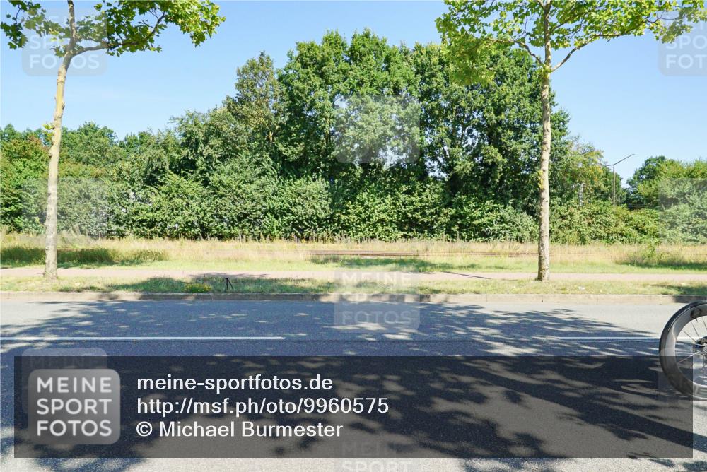 09.08.2026 - GEWOBA Citytriathlon Bremen Michael Burmester http://msf.ph/oto/9960575 09.08.2026 12:50:32 Radfahren 594, 648, 737, 794, 964, 993, 1158 meine-sportfotos.de