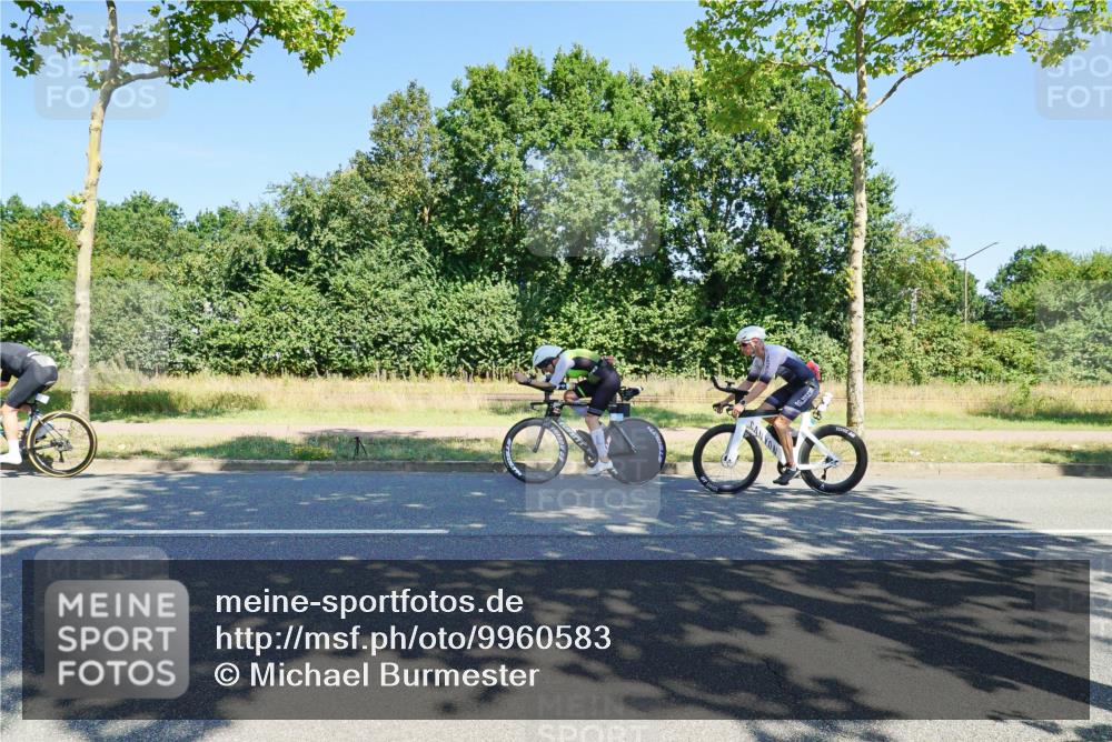 09.08.2026 - GEWOBA Citytriathlon Bremen Michael Burmester http://msf.ph/oto/9960583 09.08.2026 12:50:48 Radfahren 594, 624, 648, 730, 794, 799, 879, 932, 993, 1016, 1137, 1139 meine-sportfotos.de