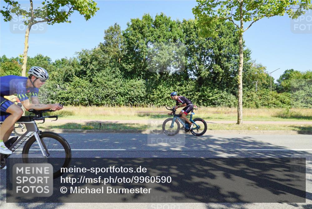 09.08.2026 - GEWOBA Citytriathlon Bremen Michael Burmester http://msf.ph/oto/9960590 09.08.2026 12:50:53 Radfahren 624, 730, 799, 808, 879, 932, 987, 1016, 1137, 1139 meine-sportfotos.de