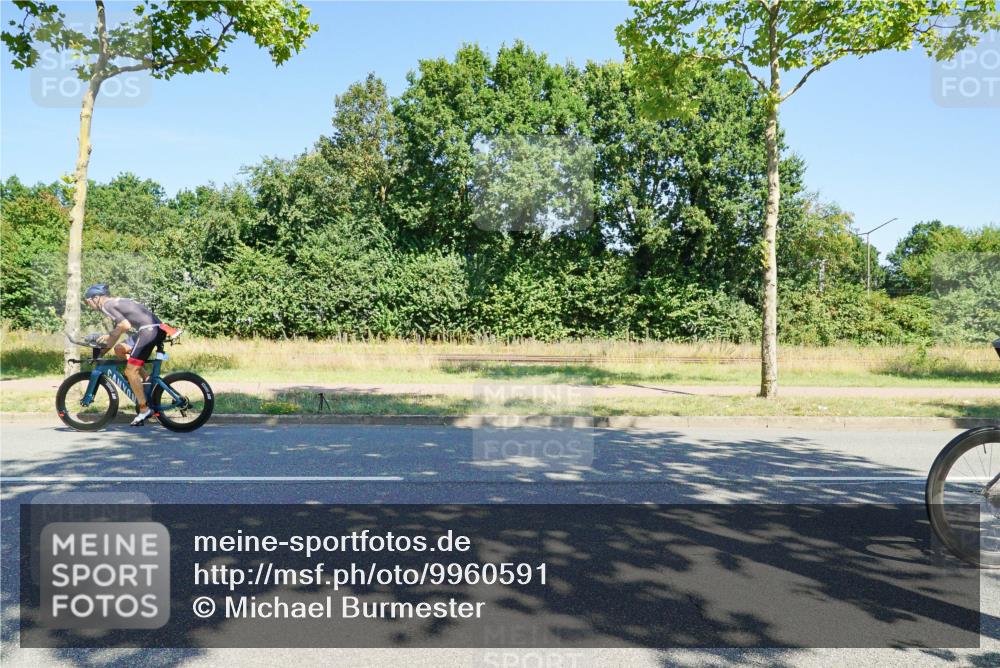 09.08.2026 - GEWOBA Citytriathlon Bremen Michael Burmester http://msf.ph/oto/9960591 09.08.2026 12:50:54 Radfahren 624, 730, 799, 808, 879, 932, 987, 1016, 1137, 1139 meine-sportfotos.de