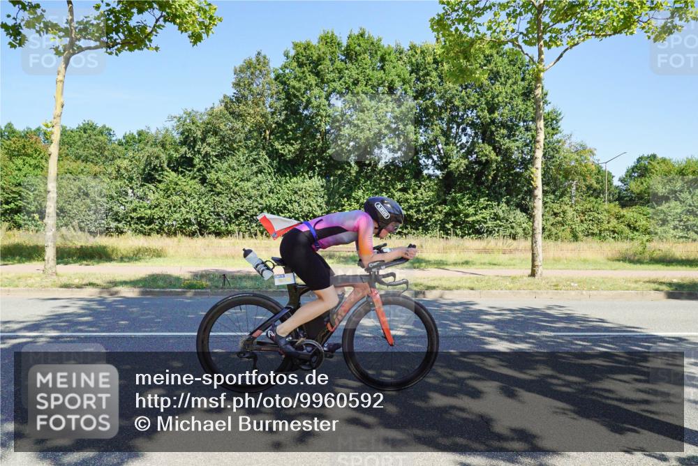 09.08.2026 - GEWOBA Citytriathlon Bremen Michael Burmester http://msf.ph/oto/9960592 09.08.2026 12:50:55 Radfahren 624, 730, 799, 808, 879, 932, 987, 1016, 1137, 1139 meine-sportfotos.de