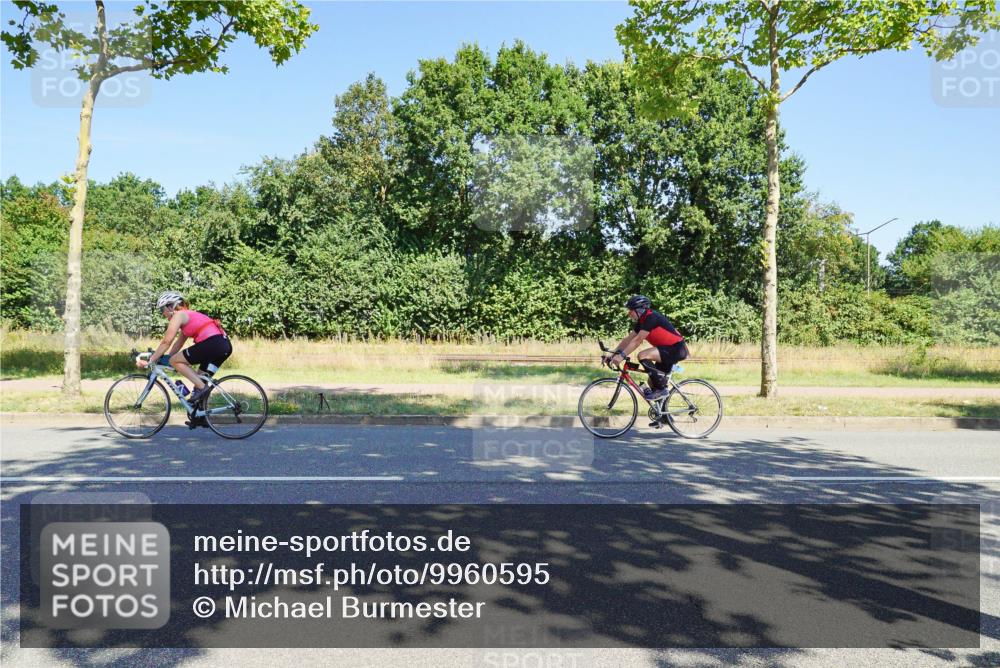 09.08.2026 - GEWOBA Citytriathlon Bremen Michael Burmester http://msf.ph/oto/9960595 09.08.2026 12:51:04 Radfahren 606, 624, 808, 879, 987, 1133 meine-sportfotos.de