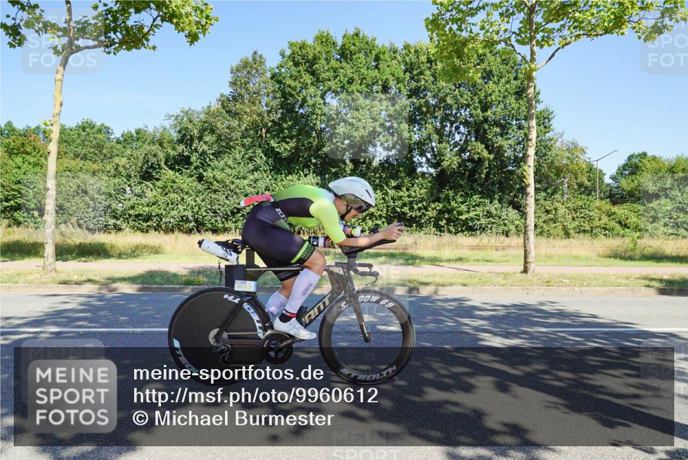 09.08.2026 - GEWOBA Citytriathlon Bremen Michael Burmester http://msf.ph/oto/9960612 09.08.2026 12:51:31 Radfahren 560, 562, 595, 756, 787, 880, 1019, 1110, 1155 meine-sportfotos.de