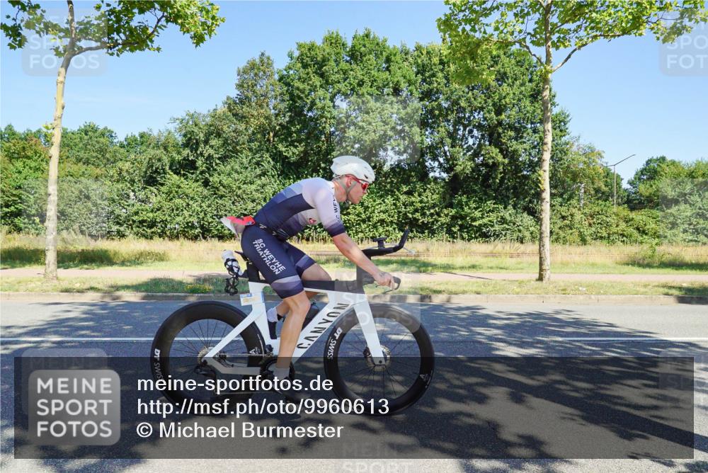 09.08.2026 - GEWOBA Citytriathlon Bremen Michael Burmester http://msf.ph/oto/9960613 09.08.2026 12:51:32 Radfahren 560, 562, 595, 756, 787, 880, 909, 914, 1019, 1110, 1155 meine-sportfotos.de