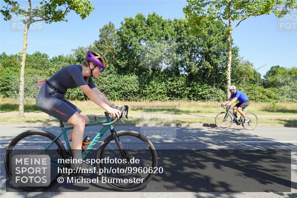 09.08.2026 - GEWOBA Citytriathlon Bremen Michael Burmester http://msf.ph/oto/9960620 09.08.2026 12:51:41 Radfahren 560, 562, 595, 668, 756, 787, 877, 880, 909, 914, 1013, 1110, 1143, 1155 meine-sportfotos.de