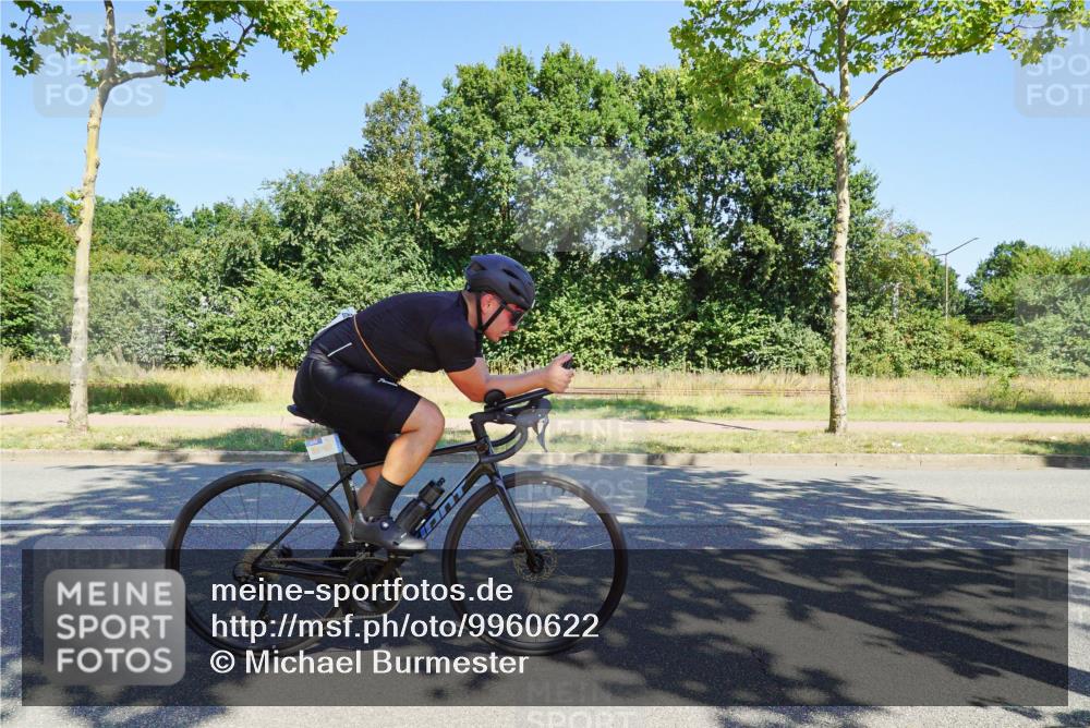 09.08.2026 - GEWOBA Citytriathlon Bremen Michael Burmester http://msf.ph/oto/9960622 09.08.2026 12:51:44 Radfahren 560, 562, 595, 668, 756, 787, 877, 909, 914, 1013, 1110, 1143, 1155 meine-sportfotos.de