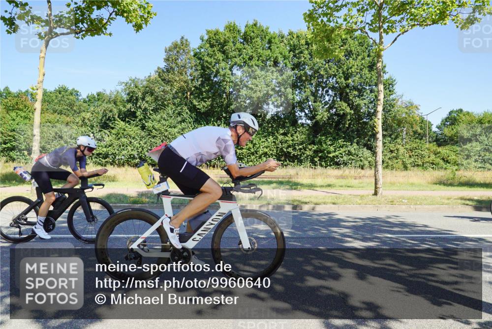 09.08.2026 - GEWOBA Citytriathlon Bremen Michael Burmester http://msf.ph/oto/9960640 09.08.2026 12:52:14 Radfahren 679, 682, 717, 750, 820, 826, 979, 1130 meine-sportfotos.de