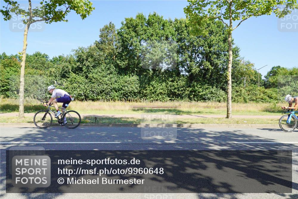 09.08.2026 - GEWOBA Citytriathlon Bremen Michael Burmester http://msf.ph/oto/9960648 09.08.2026 12:52:21 Radfahren 679, 682, 750, 826, 979, 1130 meine-sportfotos.de