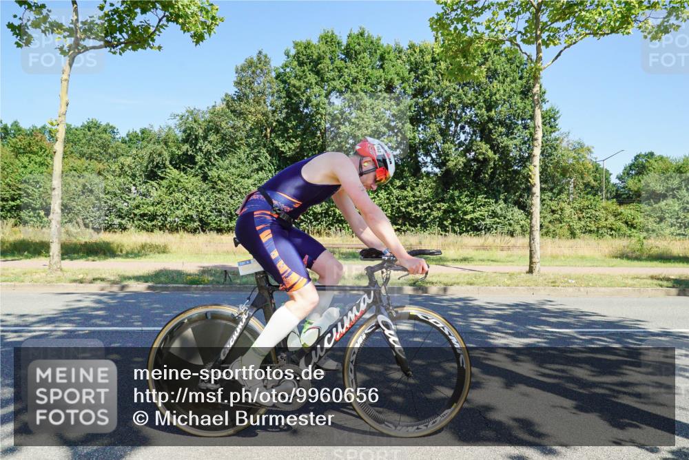09.08.2026 - GEWOBA Citytriathlon Bremen Michael Burmester http://msf.ph/oto/9960656 09.08.2026 12:52:40 Radfahren 611, 636, 655, 716, 726, 739, 778, 807, 1009 meine-sportfotos.de