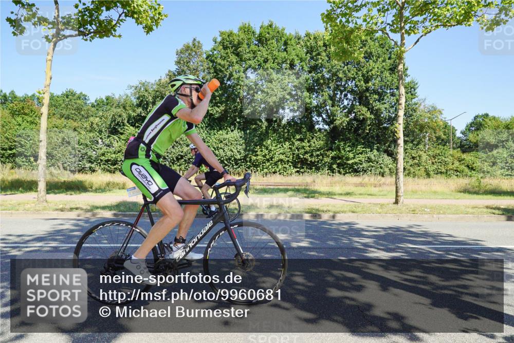 09.08.2026 - GEWOBA Citytriathlon Bremen Michael Burmester http://msf.ph/oto/9960681 09.08.2026 12:53:22 Radfahren 776, 1015 meine-sportfotos.de