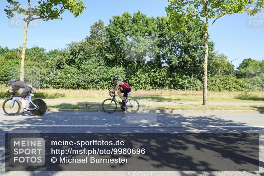 09.08.2026 - GEWOBA Citytriathlon Bremen Michael Burmester http://msf.ph/oto/9960696 09.08.2026 12:53:42 Radfahren 559, 571, 609, 638, 687, 749, 770, 776, 814, 823, 869, 901, 1114 meine-sportfotos.de