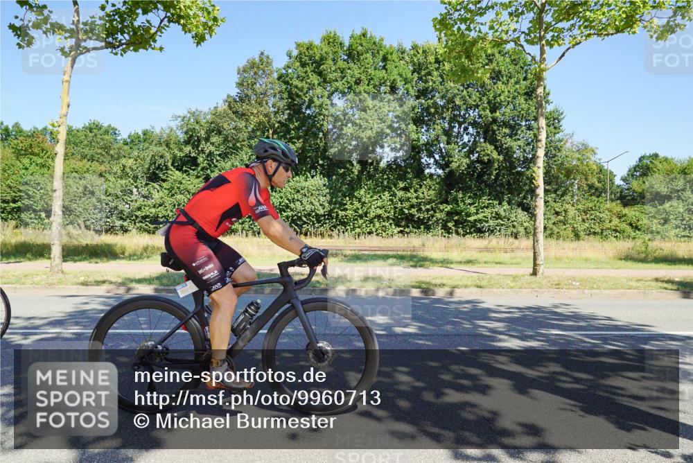 09.08.2026 - GEWOBA Citytriathlon Bremen Michael Burmester http://msf.ph/oto/9960713 09.08.2026 12:54:08 Radfahren 552, 566, 572, 678, 728, 758, 788, 790, 792, 804, 846, 861, 895, 939, 981, 1101, 1119, 1124, 1138 meine-sportfotos.de