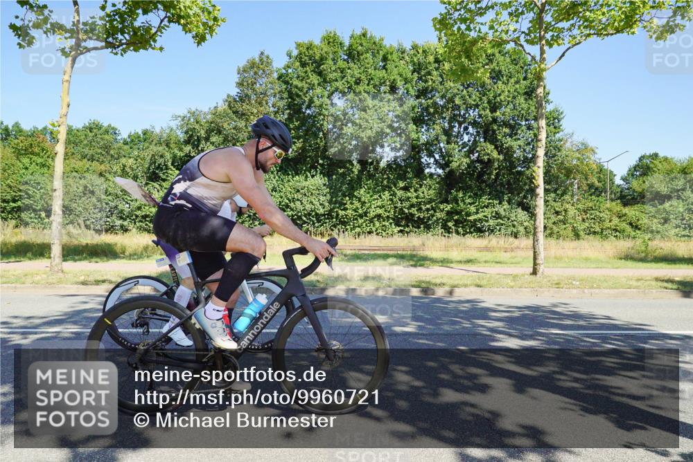 09.08.2026 - GEWOBA Citytriathlon Bremen Michael Burmester http://msf.ph/oto/9960721 09.08.2026 12:54:14 Radfahren 552, 566, 577, 728, 781, 788, 790, 792, 804, 846, 861, 895, 939, 981, 1006, 1101, 1119, 1124, 1138 meine-sportfotos.de