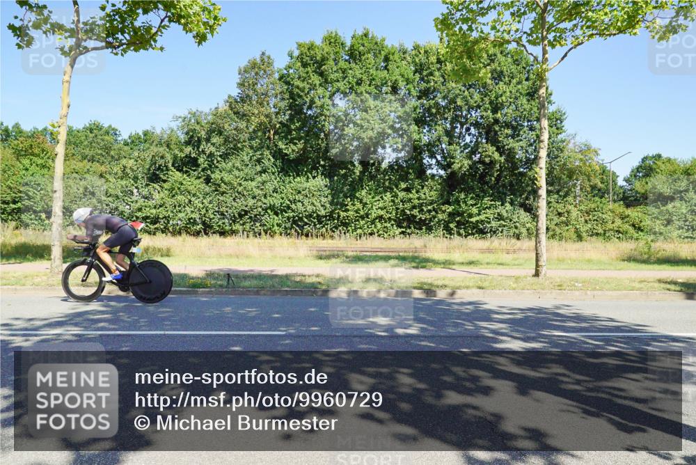 09.08.2026 - GEWOBA Citytriathlon Bremen Michael Burmester http://msf.ph/oto/9960729 09.08.2026 12:54:26 Radfahren 574, 577, 639, 781, 812, 816, 861, 864, 895, 1006, 1127 meine-sportfotos.de