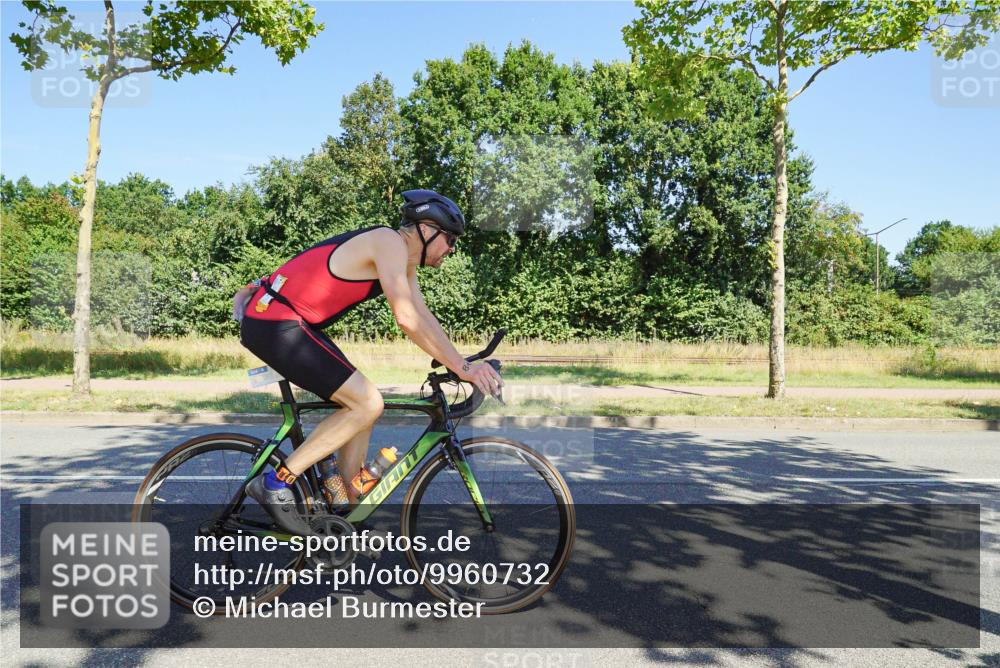 09.08.2026 - GEWOBA Citytriathlon Bremen Michael Burmester http://msf.ph/oto/9960732 09.08.2026 12:54:30 Radfahren 574, 577, 639, 781, 812, 816, 864, 1006, 1127, 1142 meine-sportfotos.de