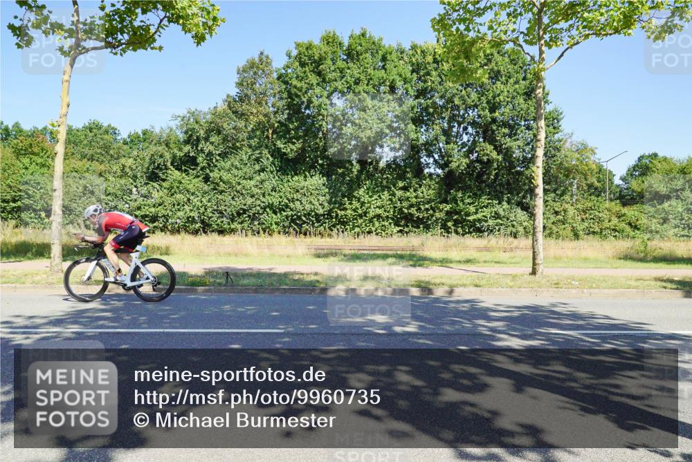 09.08.2026 - GEWOBA Citytriathlon Bremen Michael Burmester http://msf.ph/oto/9960735 09.08.2026 12:54:33 Radfahren 574, 639, 781, 812, 816, 864, 1118, 1127, 1142 meine-sportfotos.de