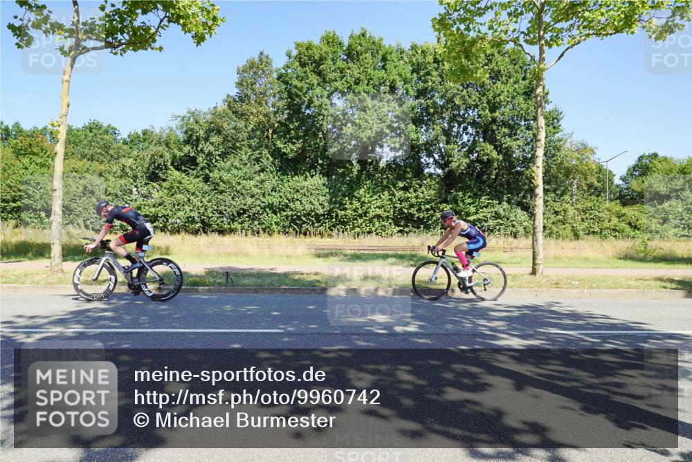 09.08.2026 - GEWOBA Citytriathlon Bremen Michael Burmester http://msf.ph/oto/9960742 09.08.2026 12:54:43 Radfahren 541, 596, 623, 695, 733, 744, 816, 935, 1118, 1142 meine-sportfotos.de