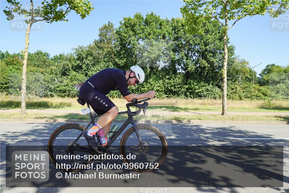 09.08.2026 - GEWOBA Citytriathlon Bremen Michael Burmester http://msf.ph/oto/9960752 09.08.2026 12:55:05 Radfahren 565, 568, 743, 745, 839, 911, 970 meine-sportfotos.de