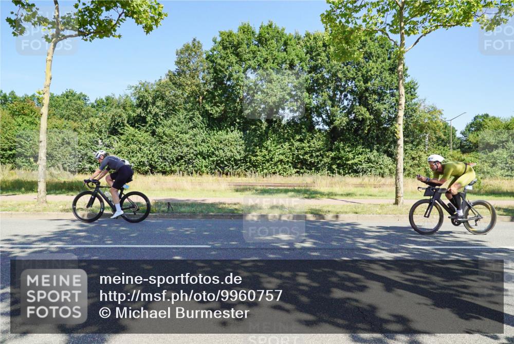 09.08.2026 - GEWOBA Citytriathlon Bremen Michael Burmester http://msf.ph/oto/9960757 09.08.2026 12:55:11 Radfahren 565, 568, 743, 745, 789, 839, 911, 970 meine-sportfotos.de