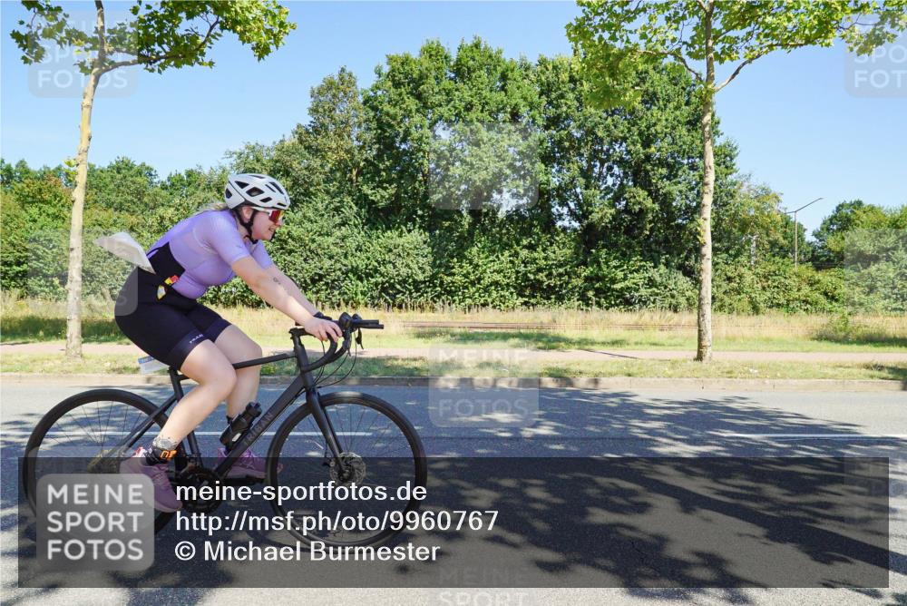 09.08.2026 - GEWOBA Citytriathlon Bremen Michael Burmester http://msf.ph/oto/9960767 09.08.2026 12:55:27 Radfahren 705, 789, 918, 930, 938, 948, 960, 1111, 1131, 1147 meine-sportfotos.de
