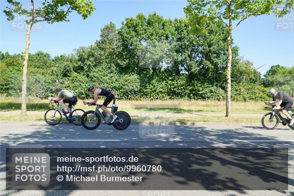 09.08.2026 - GEWOBA Citytriathlon Bremen Michael Burmester http://msf.ph/oto/9960780 09.08.2026 12:55:40 Radfahren 653, 675, 694, 872, 918, 938, 948, 960, 1111, 1131, 1146, 1147 meine-sportfotos.de