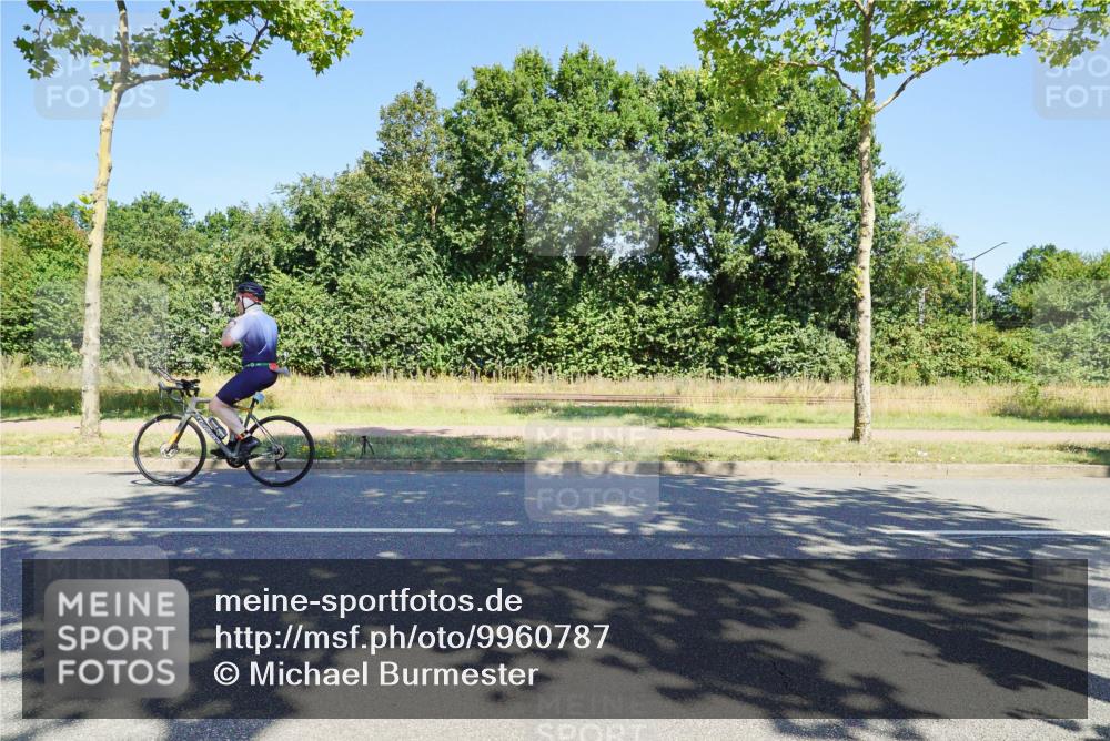 09.08.2026 - GEWOBA Citytriathlon Bremen Michael Burmester http://msf.ph/oto/9960787 09.08.2026 12:55:53 Radfahren 612, 667, 783, 1146, 1156 meine-sportfotos.de